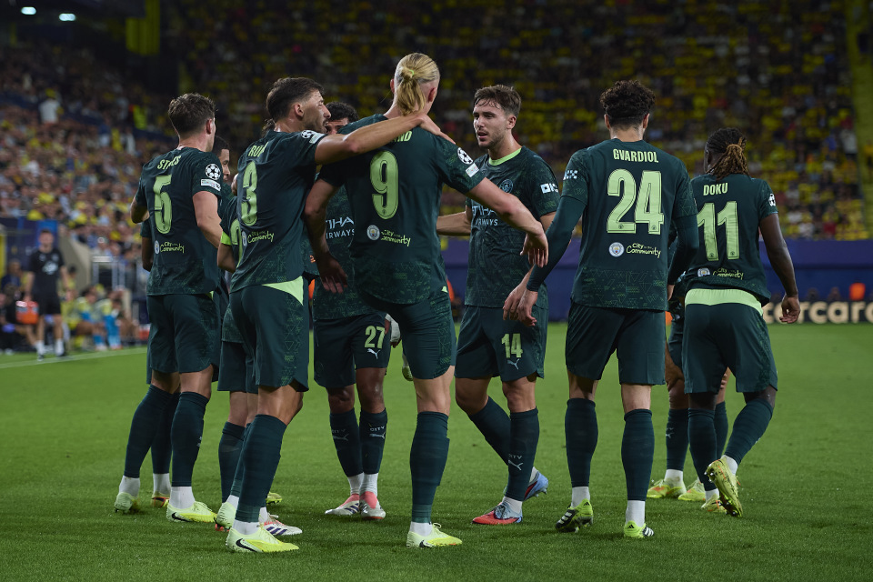 曼城队球员, QcqzR, 新华社发 曼城队球员, QcqzR, 新华社发